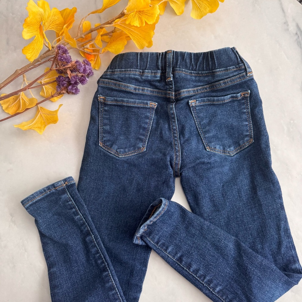 Gap kids medium rinse jeggings size 6, EUC - Picture 2 of 3